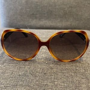 Pre-Owned Fendi Women Sunglasses (w/o case)